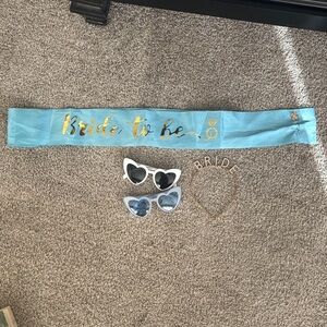 Bride to Be & bridesmaid Set w/book